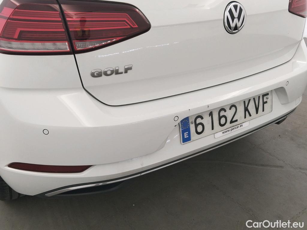  Volkswagen  Golf  VOLKSWAGEN / 2016 / 5P / berlina con portón Advance 1.6 TDI 85kW (115CV) #12