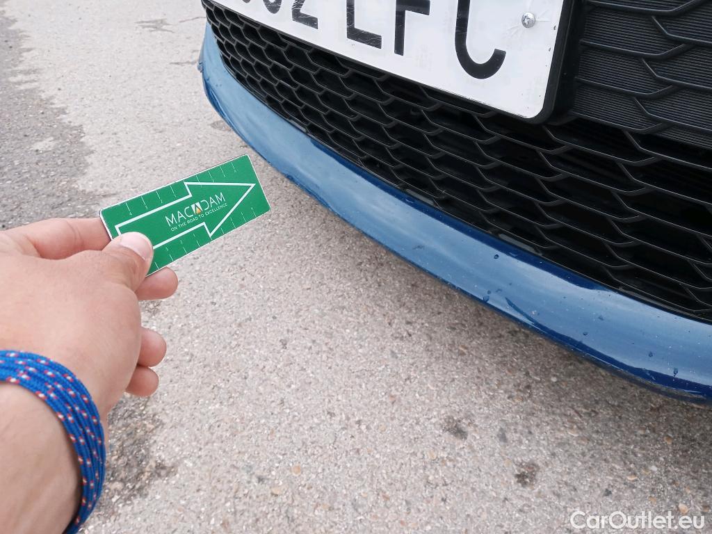  Toyota  Corolla TOYOTA  / 2019 / 5P / berlina con portón 1.8 125H ACTIVE E-CVT #32