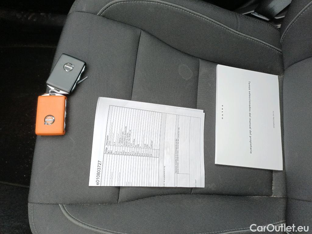  Volvo  XC 40 VOLVO XC40 / 2017 / 5P / todoterreno 1.5 T4 Twin Recharge Inscription Ex Auto #24