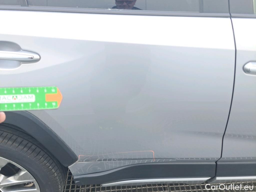  Toyota  RAV4 TOYOTA  / 2018 / 5P / todoterreno 2.5l 220H Luxury 4WD #1