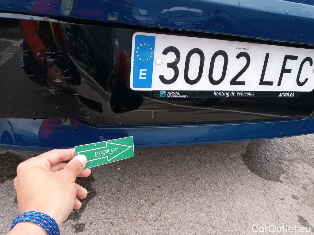  Toyota  Corolla TOYOTA  / 2019 / 5P / berlina con portón 1.8 125H ACTIVE E-CVT #45