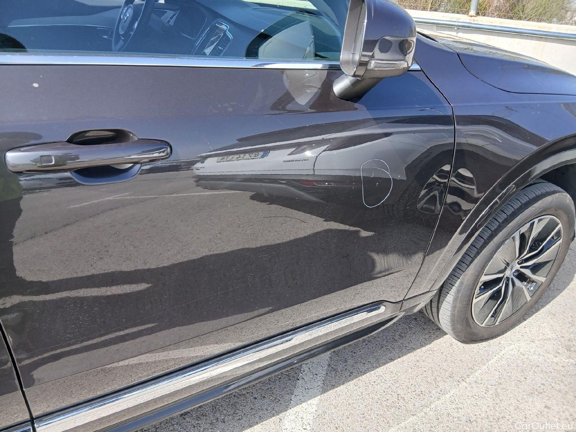  Volvo  XC90 VOLVO  / 2019 / 5P / todoterreno 2.0 T8 AWD Core Recharge Auto #27