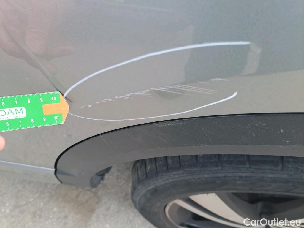  Volkswagen  T-ROC VOLKSWAGEN  / 2021 / 5P / todoterreno R-Line 1.5 TSI 110kW (150CV) DSG #16