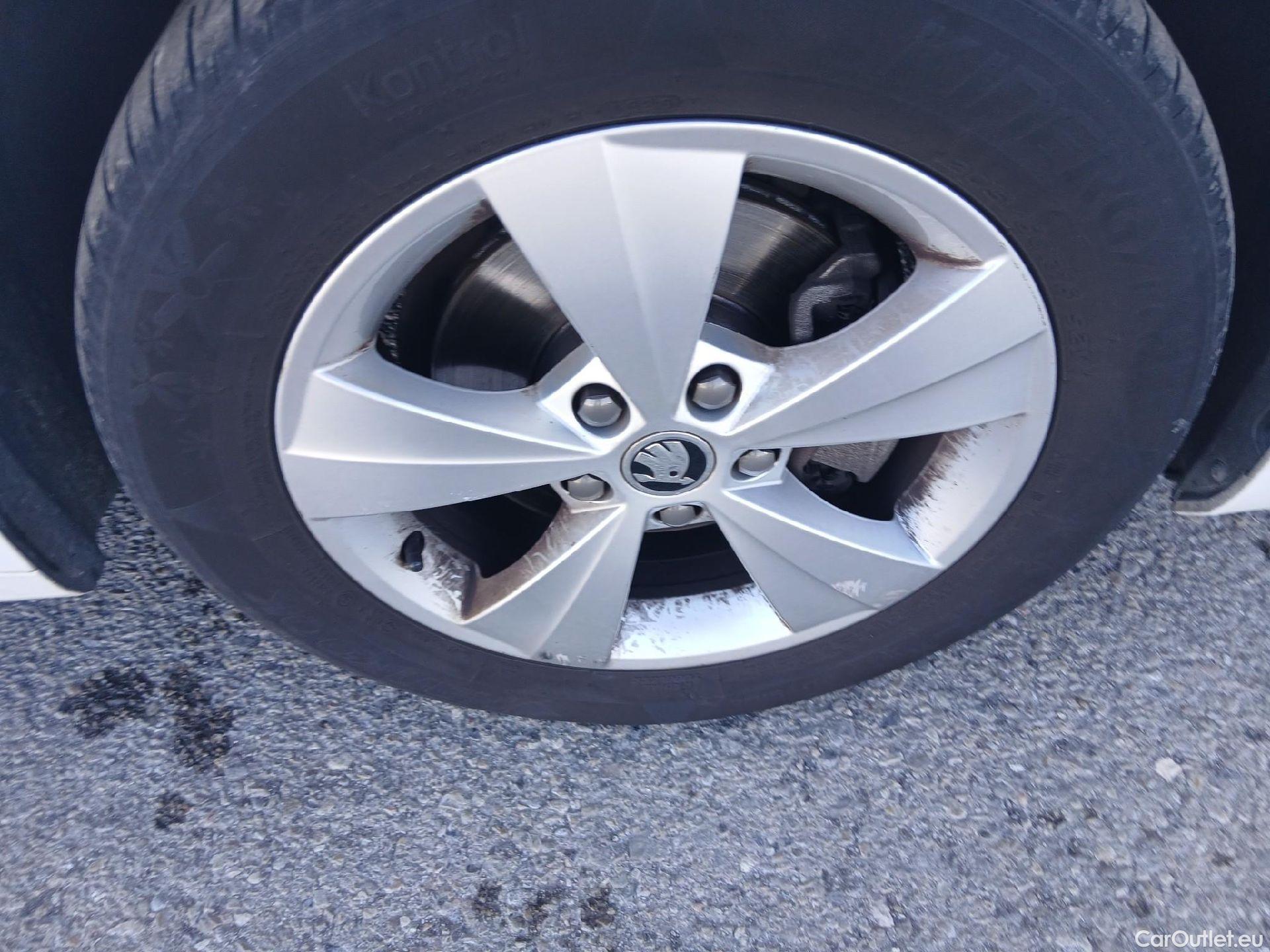  Skoda  Octavia SKODA  / 2020 / 5P / berlina con portón 2.0 TDI 110kW (150CV) Manual Ambition #18