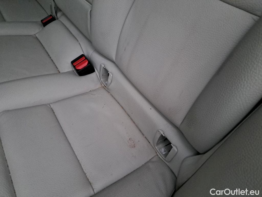  Volvo  XC60 VOLVO  todoterreno 2.0 B4 D AWD Momentum Pro Auto 200 CV #Opcionales 5160€# #17