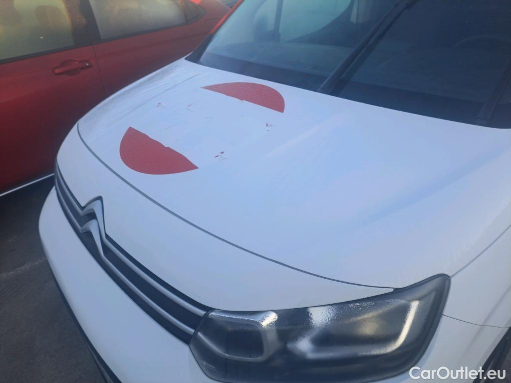  Citroen  Berlingo CITROEN  / 2018 / 3P / furgón derivado de turismo Talla M BlueHDi 100 CONTROL #4