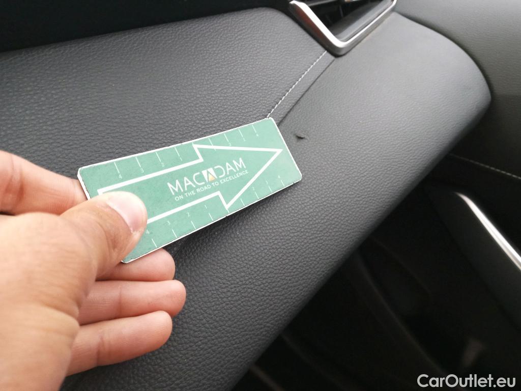  Toyota  Corolla TOYOTA  / 2019 / 5P / berlina con portón 1.8 125H ACTIVE E-CVT #12