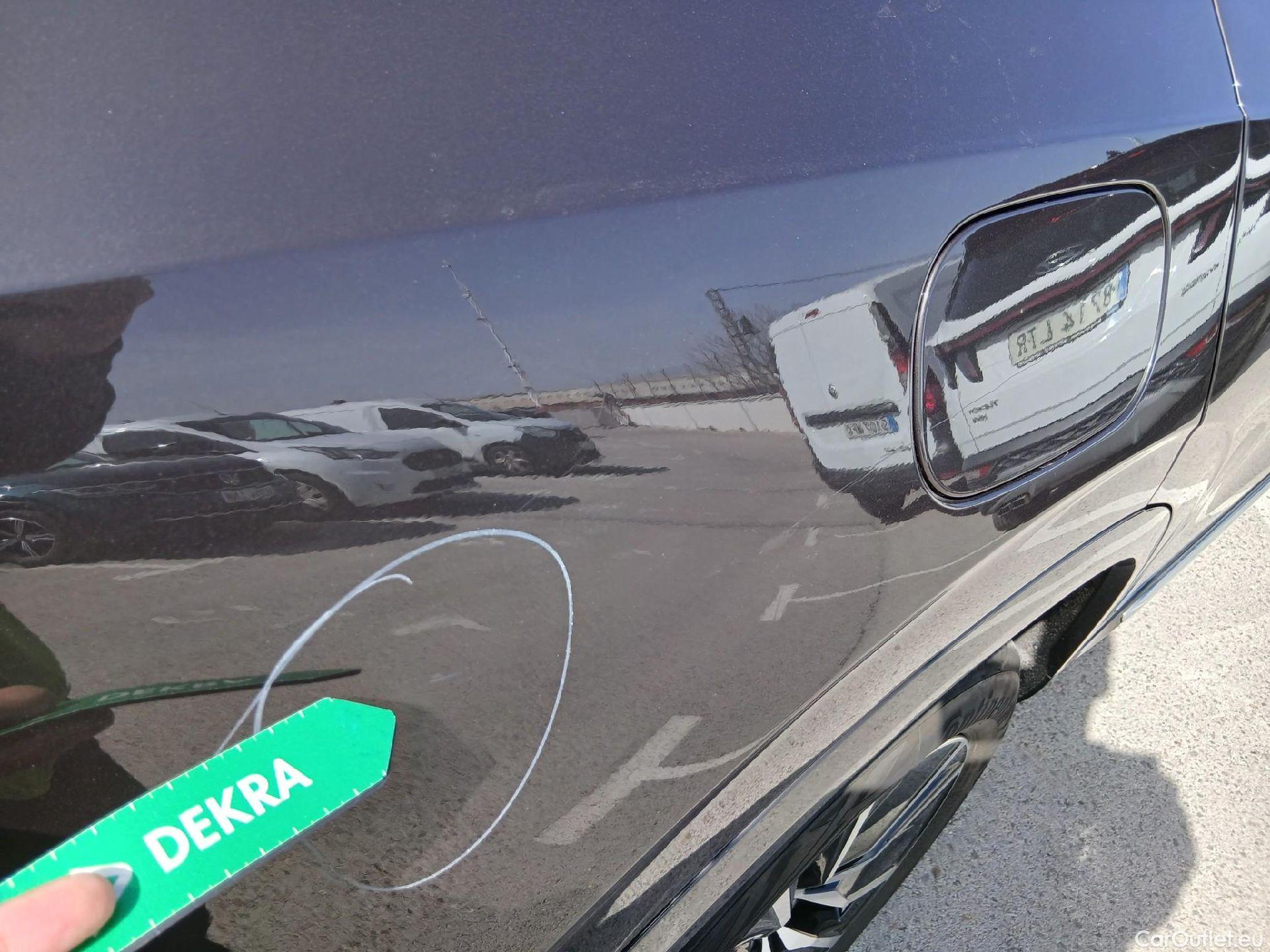  Volvo  XC90 VOLVO  / 2019 / 5P / todoterreno 2.0 T8 AWD Core Recharge Auto #25