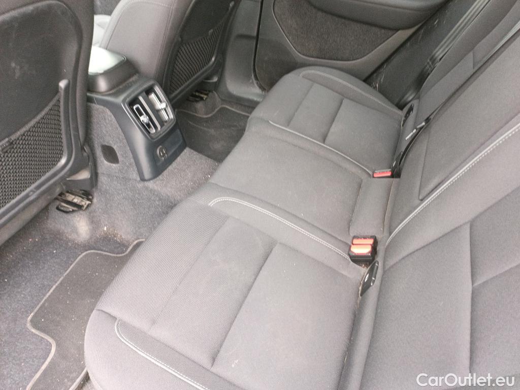  Volvo  XC 40 VOLVO XC40 / 2017 / 5P / todoterreno 1.5 T4 Twin Recharge Inscription Ex Auto #19