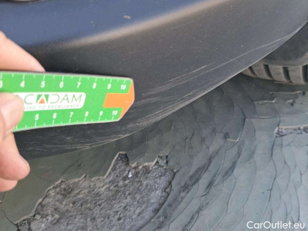  Toyota  RAV4 TOYOTA  / 2018 / 5P / todoterreno 2.5l 220H Luxury 4WD #12