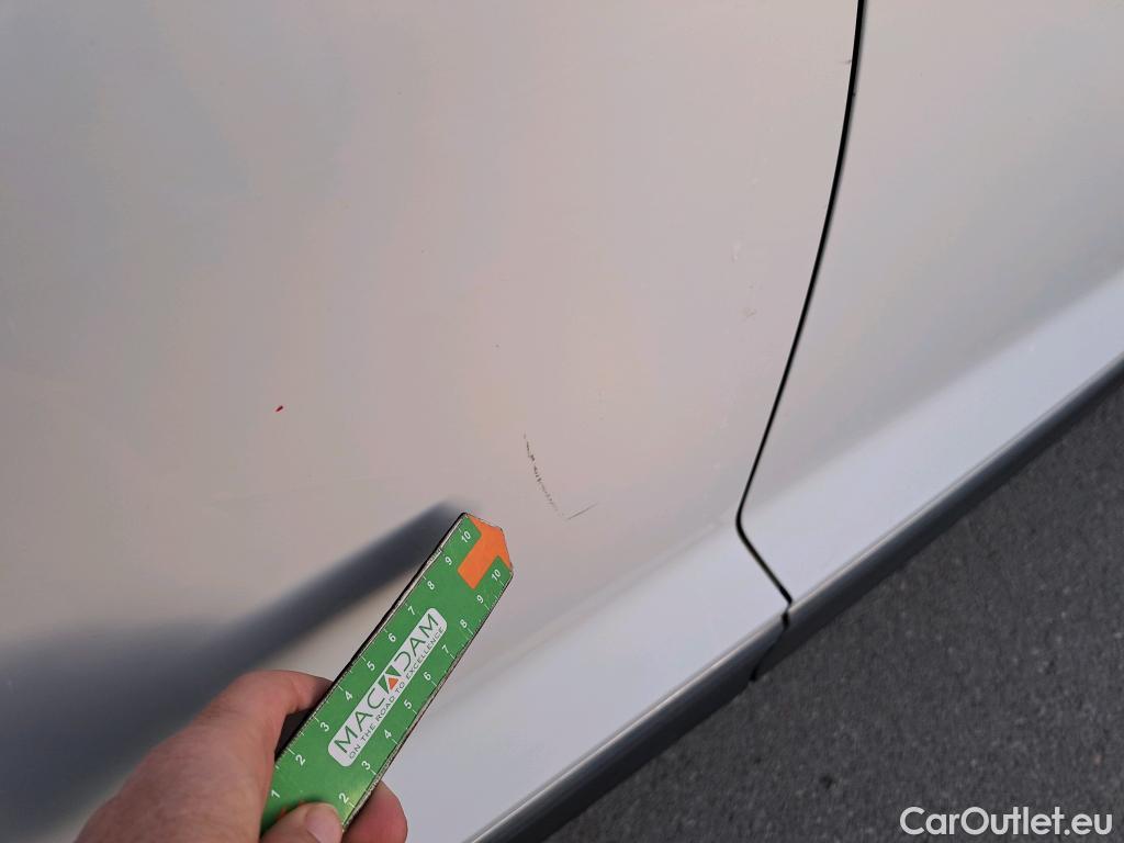  Volkswagen  T-ROC VOLKSWAGEN  / 2017 / 5P / todoterreno Sport 1.5 TSI 110kW (150CV) #12