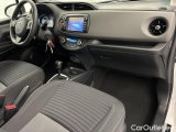  Toyota  Yaris TOYOTA  / 2017 / 5P / berlina con portón 1.5 100H Active #17