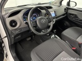  Toyota  Yaris TOYOTA  / 2017 / 5P / berlina con portón 1.5 100H Active #18