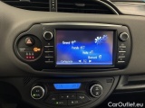  Toyota  Yaris TOYOTA  / 2017 / 5P / berlina con portón 1.5 100H Active #29