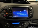  Toyota  Yaris TOYOTA  / 2017 / 5P / berlina con portón 1.5 100H Active #28