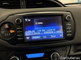  Toyota  Yaris TOYOTA  / 2017 / 5P / berlina con portón 1.5 100H Active #32