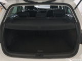  Volkswagen  Golf  VOLKSWAGEN / 2016 / 5P / berlina con portón Advance 1.6 TDI 85kW (115CV) #8