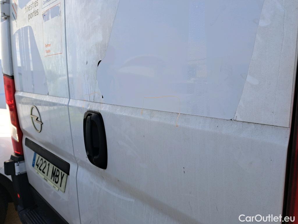  Opel  Movano OPEL  / 2021 / 4P / furgón  Base L2H2 3.5T 2.2 BHDi 88kW #13