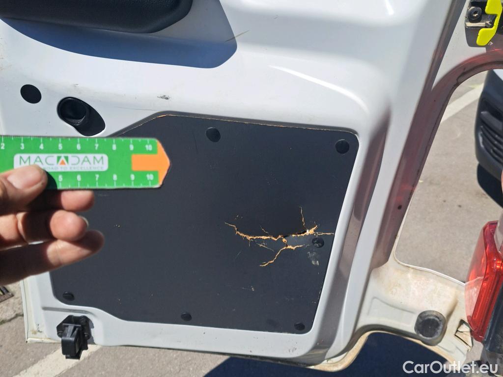  Citroen  Jumpy CITROEN  / 2016 / 4P / combi Combi Talla M BlueHDi 120 S&S Confort #37