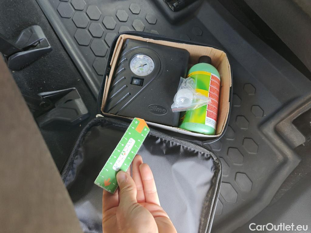  Peugeot  RIFTER PEUGEOT  / 2018 / 5P / combi Active Pack Busin. Standard BlueHDi 73kW #49