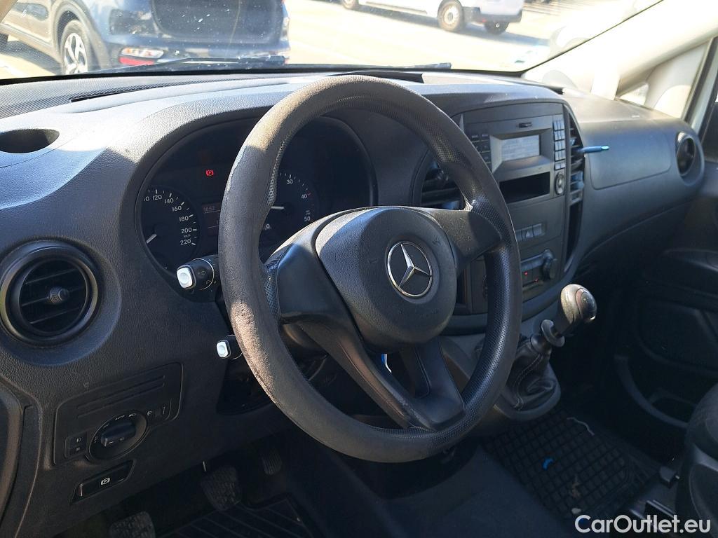  Mercedes  Vito MERCEDES-BENZ  / 2014 / 4P / furgón 111 CDI Larga #26