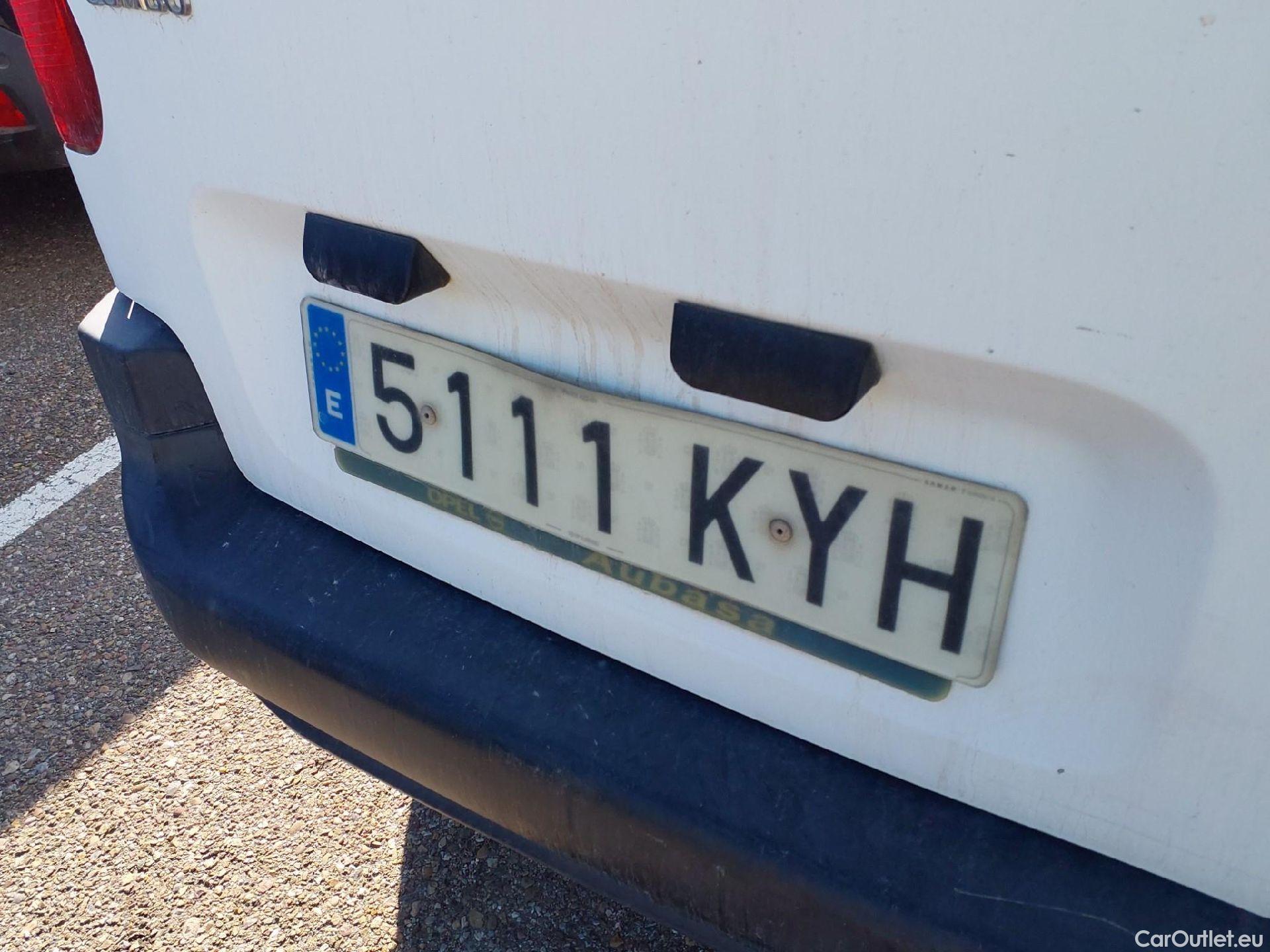  Opel  Combo OPEL  / 2018 / 3P / furgón derivado de turismo 1.6 TD S/S 74kW(100CV) Express L H1 1000 #35