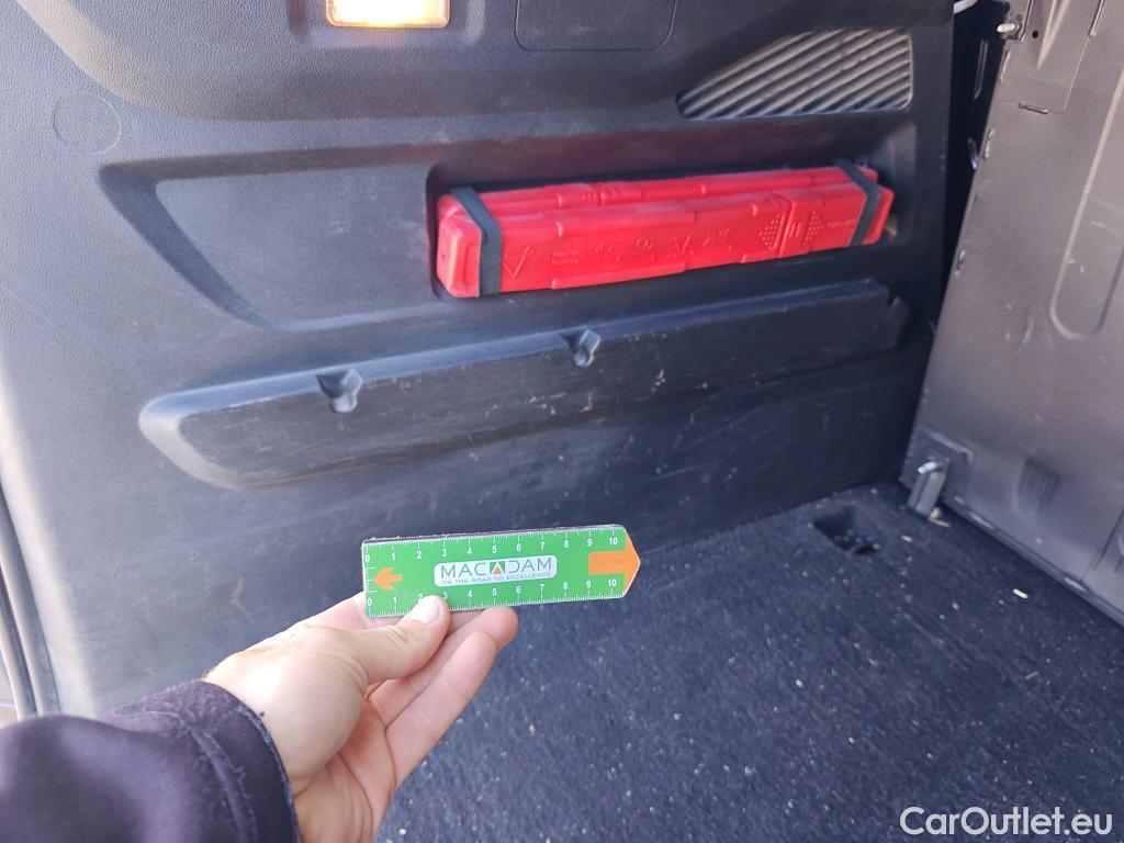  Peugeot  RIFTER PEUGEOT  / 2018 / 5P / combi Active Pack Busin. Standard BlueHDi 73kW #37