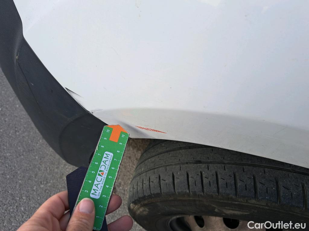  Opel  Movano OPEL  / 2021 / 4P / furgón  Base L2H2 3.5T 2.2 BHDi 88kW #34