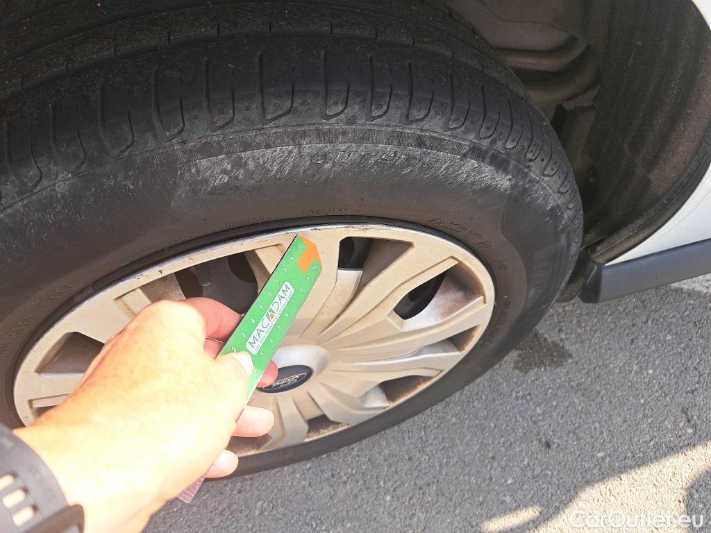  Ford  Transit Connect FORD  / 2013 / 5P / combi Kombi 1.5 TDCi 74kW Trend 220 L1 (M1) #36