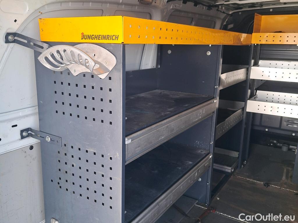  Mercedes  Vito MERCEDES-BENZ  / 2014 / 4P / furgón 111 CDI Larga #37