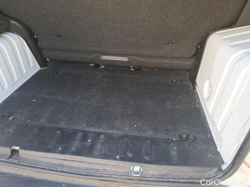  Fiat  Fiorino FIAT  / 2016 / 4P / combi Combi SX N1 1.3 Mjet 59kW (80CV) #8