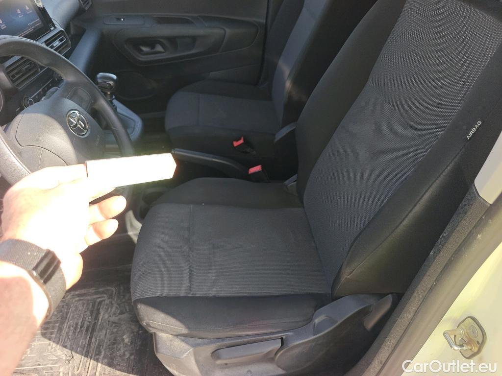  Toyota  Proace TOYOTA  City / 2020 / 4P / combi 1.5D 75kW (100CV) GX L1 #17