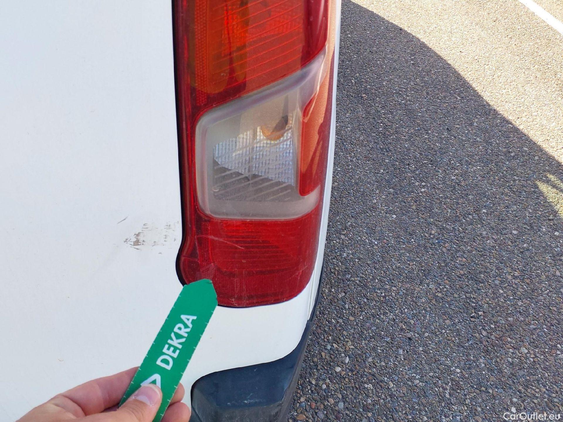  Opel  Combo OPEL  / 2018 / 3P / furgón derivado de turismo 1.6 TD S/S 74kW(100CV) Express L H1 1000 #25