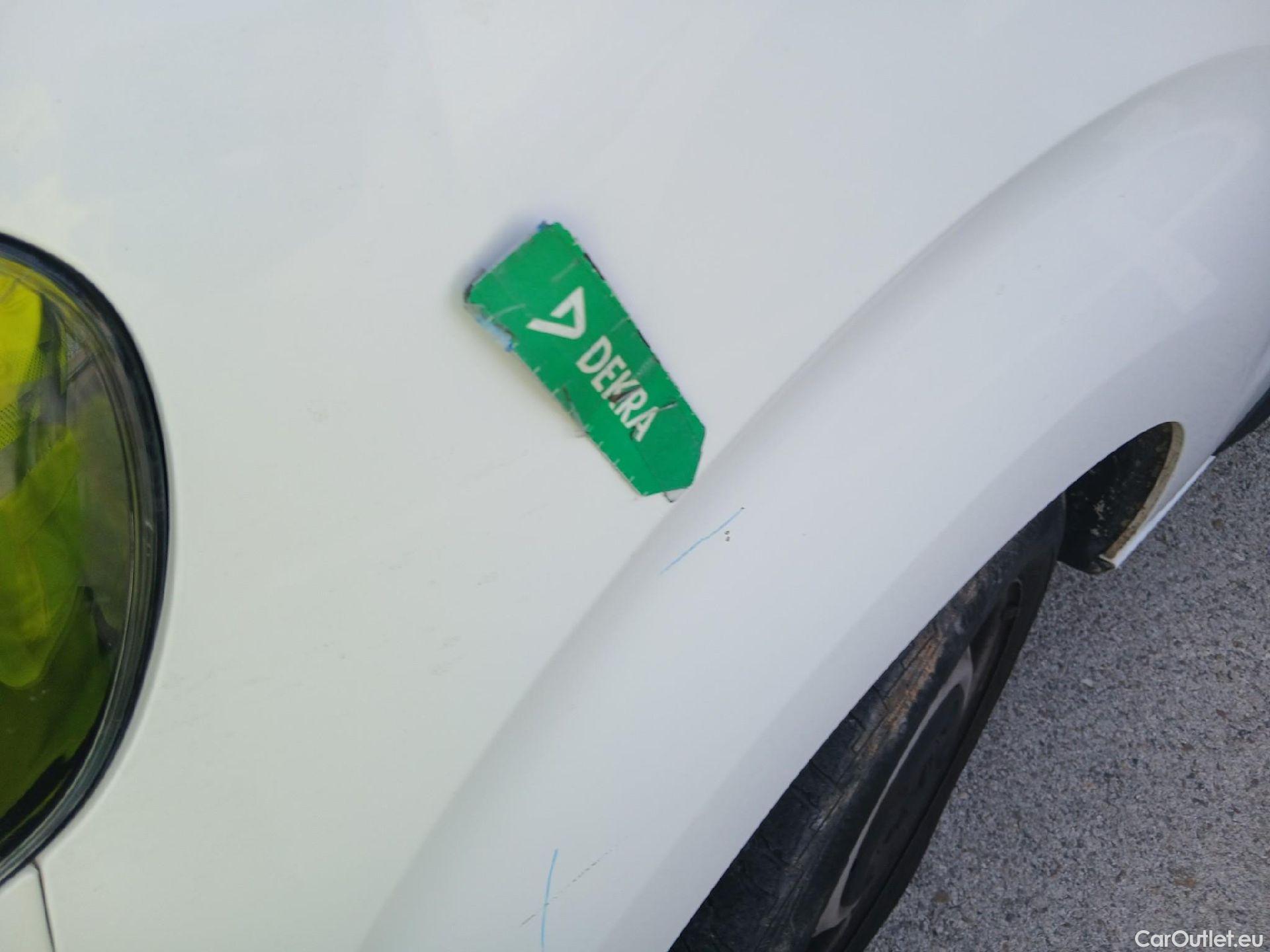  Peugeot  Expert PEUGEOT  / 2016 / 4P / furgón Furgón Pro 1.5 BlueHDi 120 Standard #10