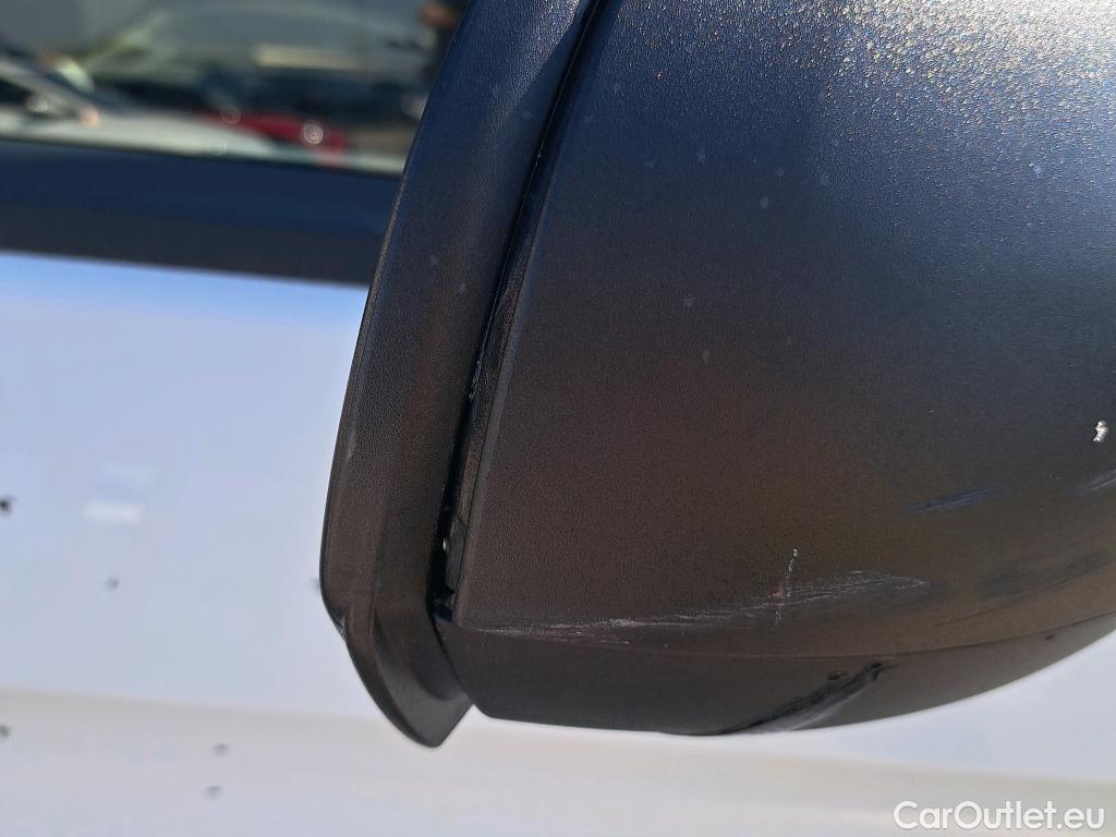  Mercedes  Vito MERCEDES-BENZ  / 2014 / 4P / furgón 111 CDI Larga #2