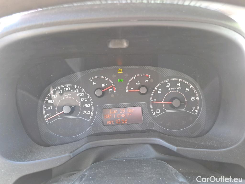  Fiat  Fiorino FIAT  / 2016 / 4P / combi Combi SX N1 1.3 Mjet 59kW (80CV) #16