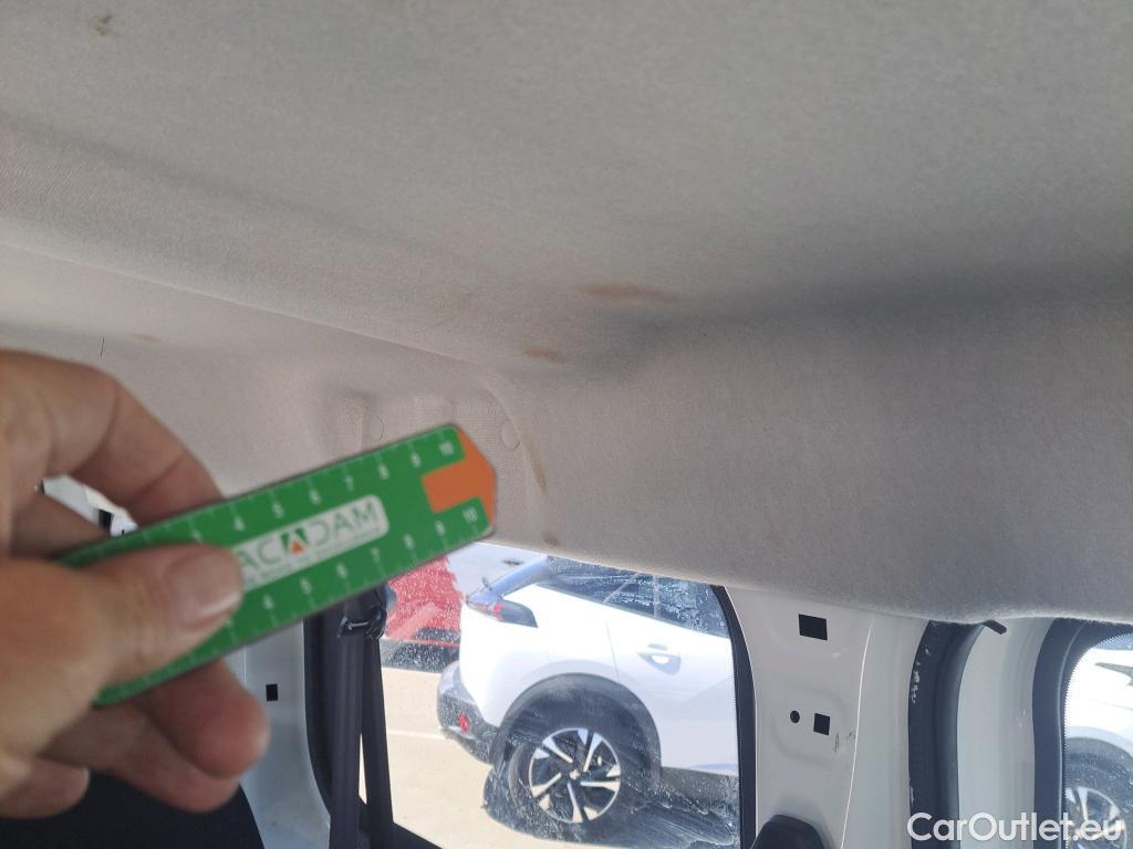  Citroen  Jumpy CITROEN  / 2016 / 4P / combi Combi Talla M BlueHDi 120 S&S Confort #41