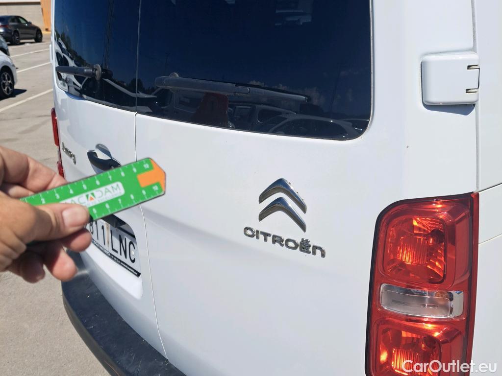  Citroen  Jumpy CITROEN  / 2016 / 4P / combi Combi Talla M BlueHDi 120 S&S Confort #19