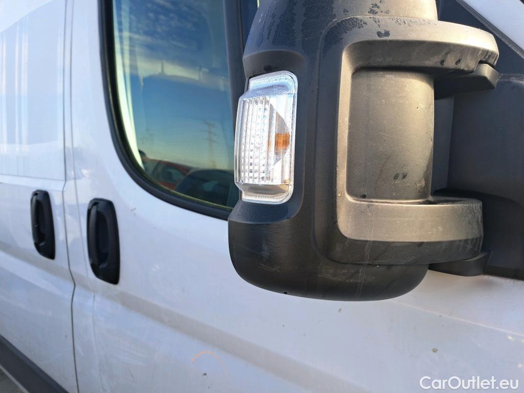  Opel  Movano OPEL  / 2021 / 4P / furgón  Base L2H2 3.5T 2.2 BHDi 88kW #45