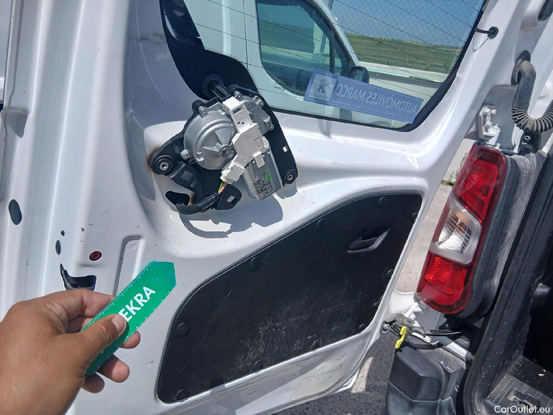  Peugeot  RIFTER PEUGEOT  / 2018 / 4P / combi Access Standard BlueHDi 73kW (CX) #3