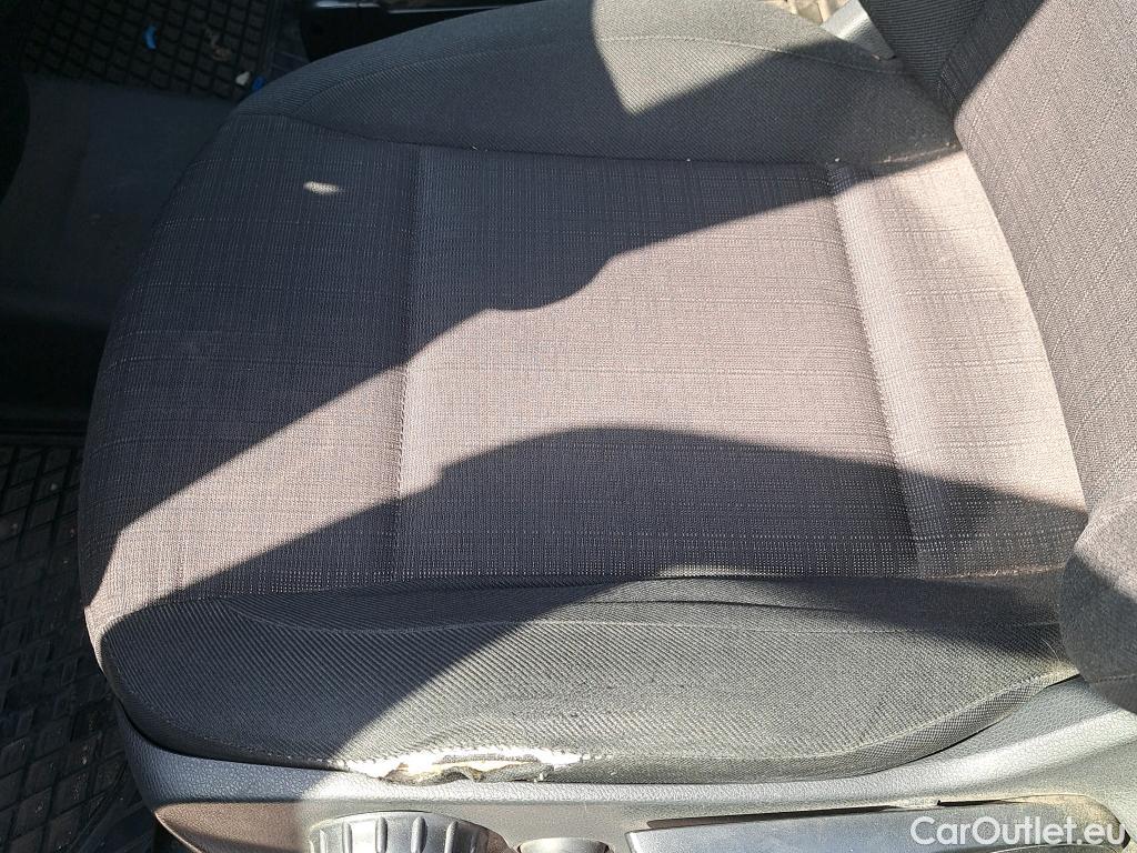  Mercedes  Vito MERCEDES-BENZ  / 2014 / 4P / furgón 111 CDI Larga #18