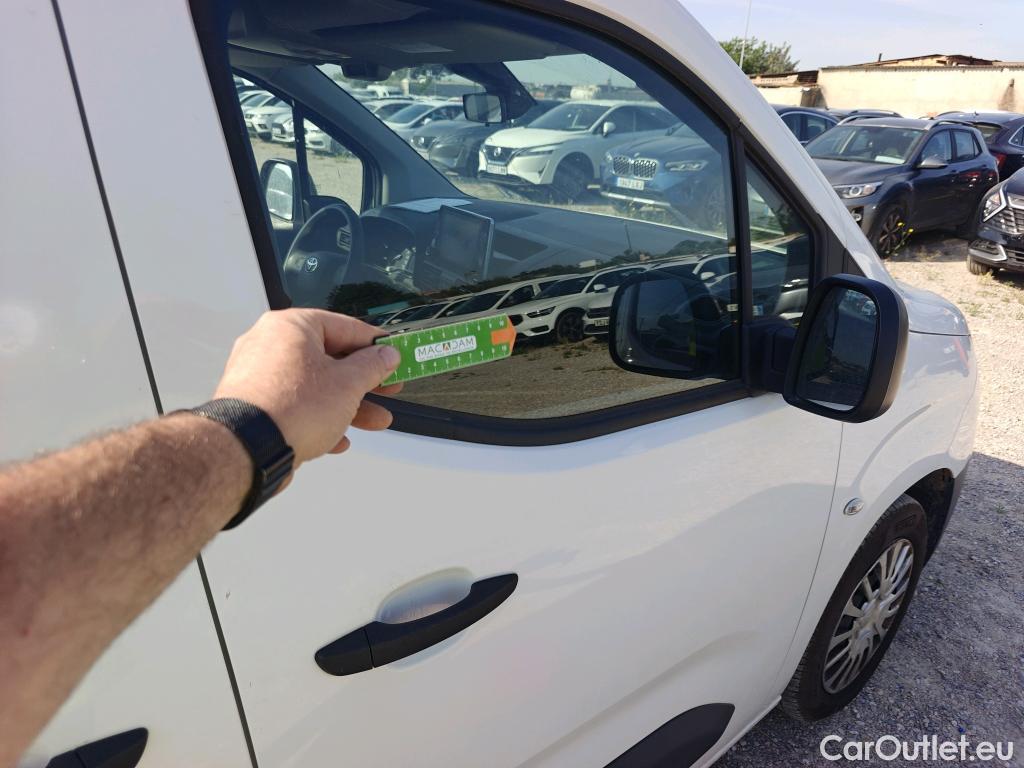  Toyota  Proace TOYOTA  City / 2020 / 4P / combi 1.5D 75kW (100CV) GX L1 #18