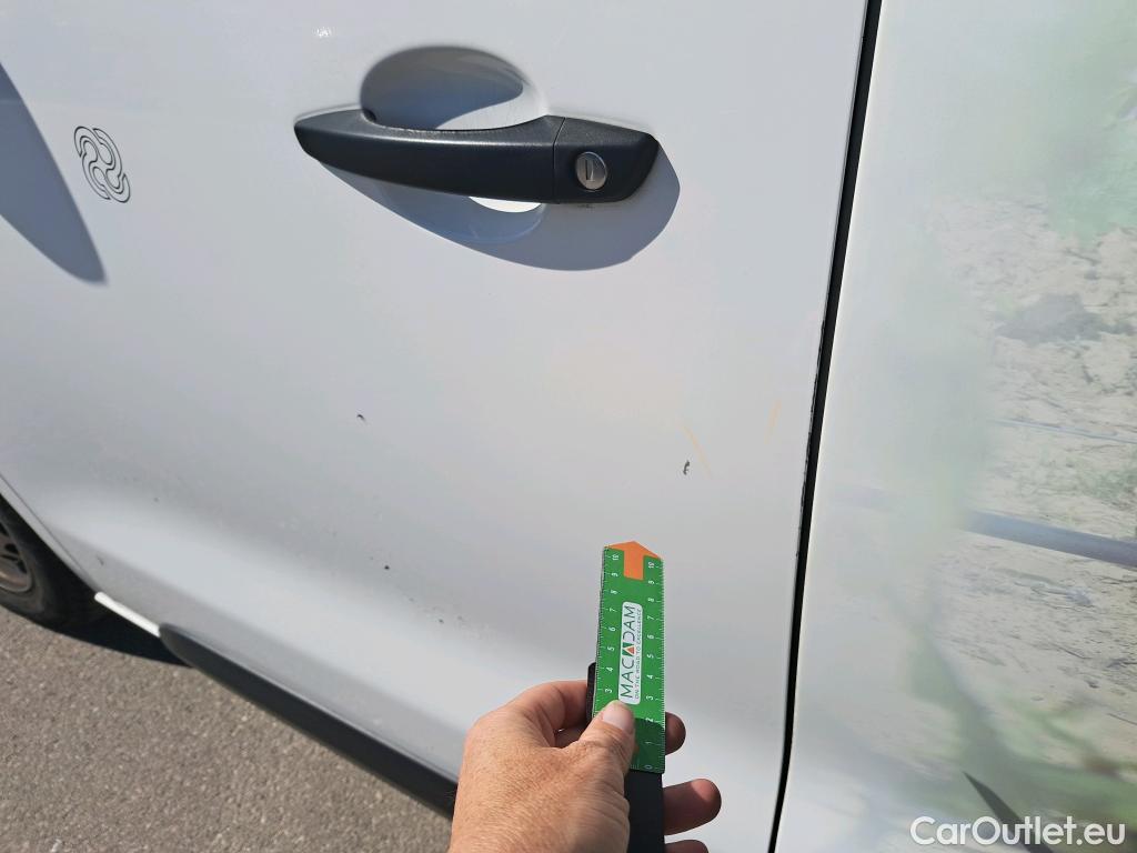  Opel  Vivaro OPEL  / 2019 / 4P / furgón 1.5 Diésel 88kW (120CV) M Std Select #25