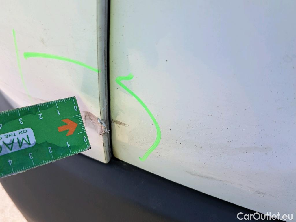  Ford  Transit FORD  / 2013 / 4P / furgón 350 96kW L3H2 Van Trend FWD MHEV #18