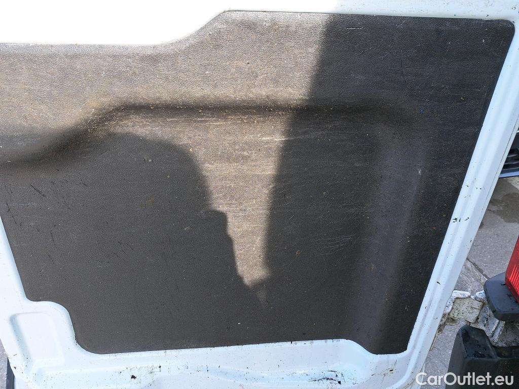  Ford  Transit FORD  / 2013 / 4P / furgón 350 96kW L3H2 Van Trend FWD MHEV #28