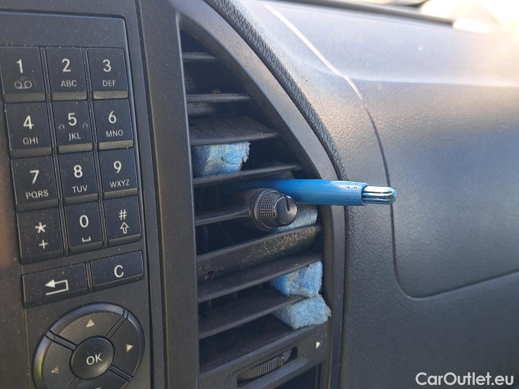  Mercedes  Vito MERCEDES-BENZ  / 2014 / 4P / furgón 111 CDI Larga #35