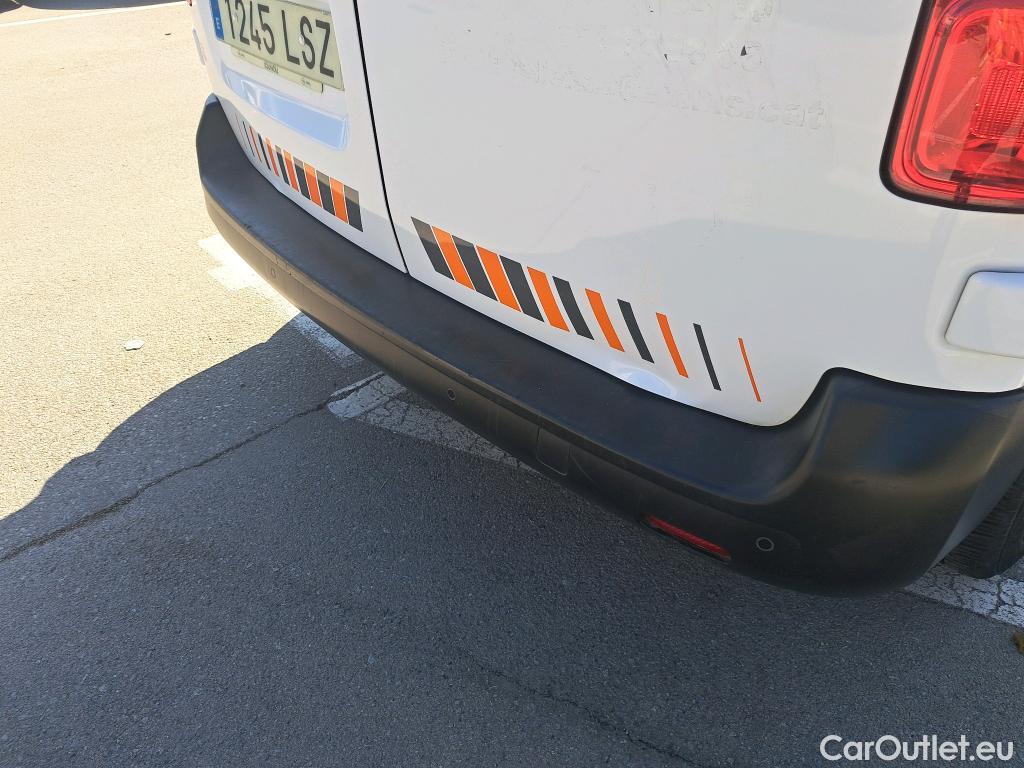  Opel  Vivaro OPEL  / 2019 / 4P / furgón 1.5 Diésel 88kW (120CV) M Std Select #18