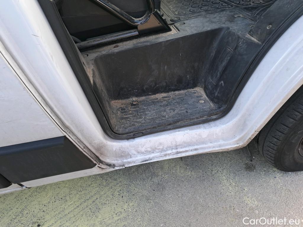  Opel  Movano OPEL  / 2021 / 4P / furgón  Base L2H2 3.5T 2.2 BHDi 88kW #9