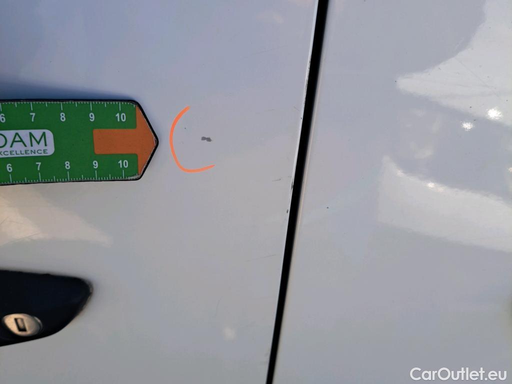  Citroen  Jumpy CITROEN  / 2016 / 4P / combi Combi Talla M BlueHDi 120 S&S Confort #52