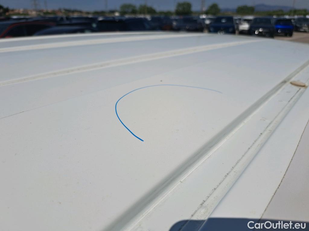  Fiat  Fiorino FIAT  / 2016 / 4P / combi Combi SX N1 1.3 Mjet 59kW (80CV) #3